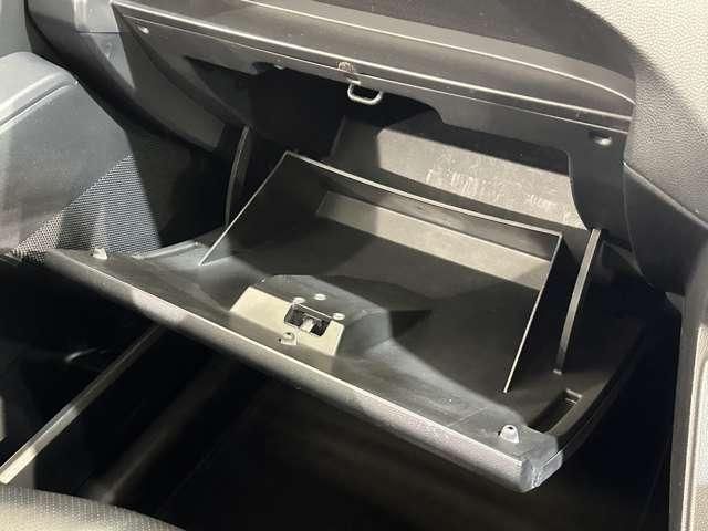 NISSAN LAFESTA 2011 Image 31