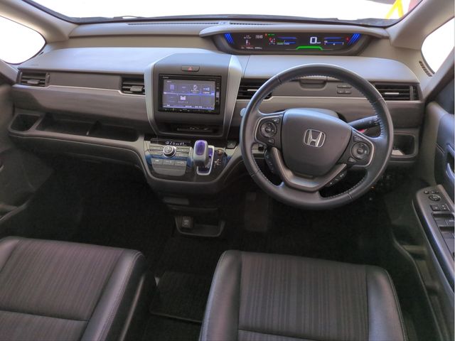 HONDA FREED HYBRID 2017 Image 31
