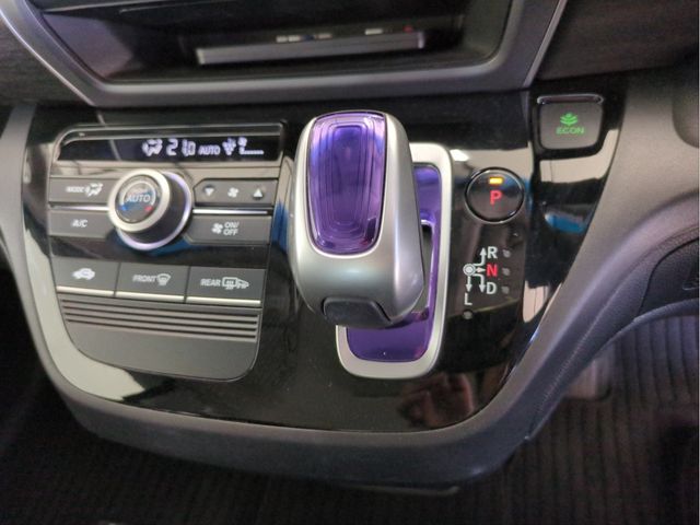 HONDA FREED HYBRID 2017 Image 31