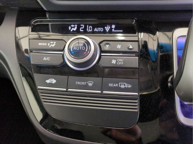 HONDA FREED HYBRID 2017 Image 31