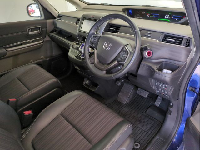 HONDA FREED HYBRID 2017 Image 31