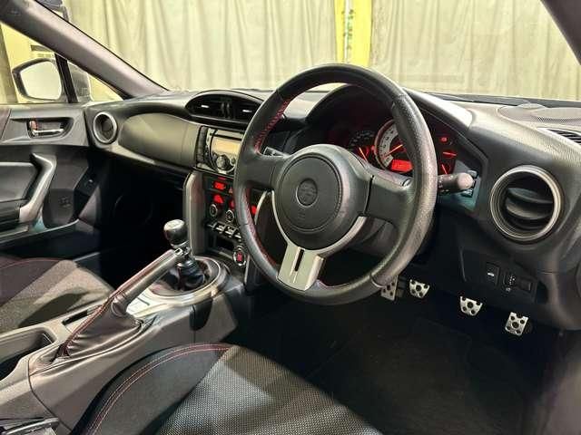 TOYOTA 86 2012 Image 31