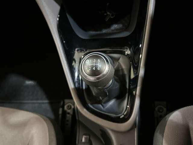 TOYOTA YARIS 2022 Image 31