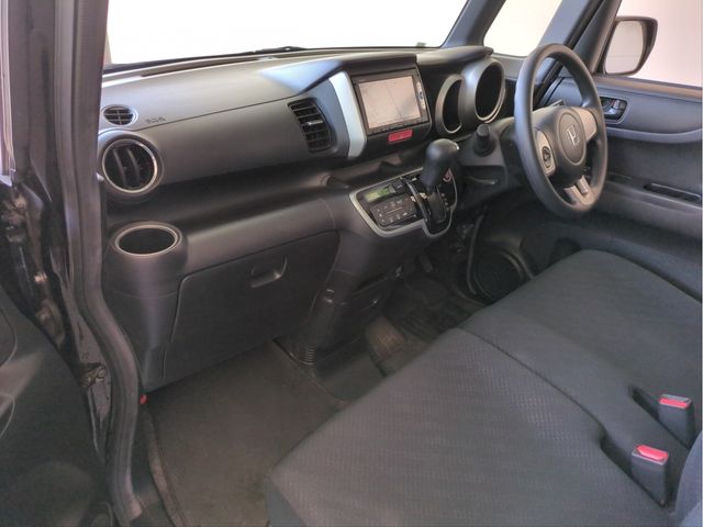 HONDA N BOX 2013 Image 31