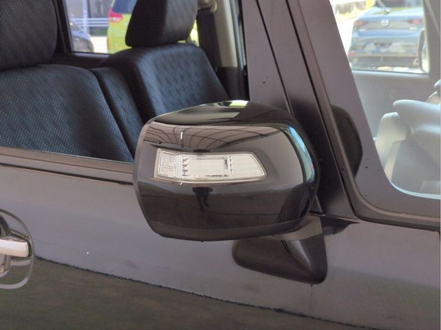 HONDA N BOX 2013 Image 31