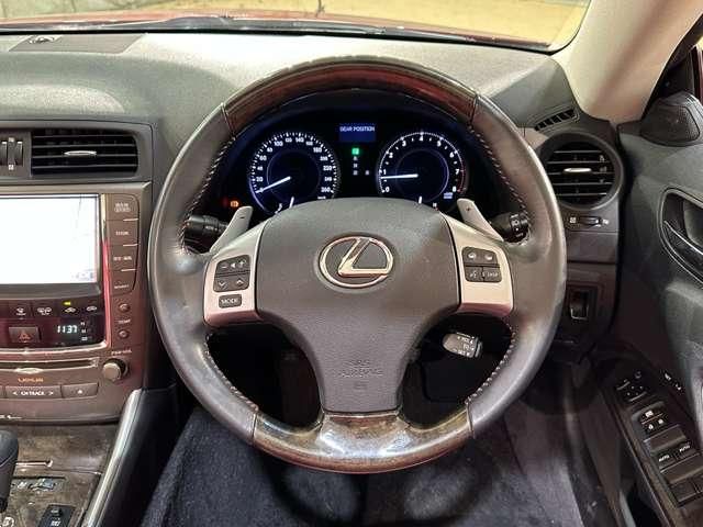 TOYOTA LEXUS IS250 2014 Image 31