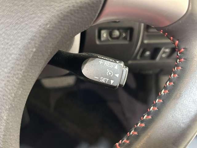 TOYOTA LEXUS IS250 2014 Image 31