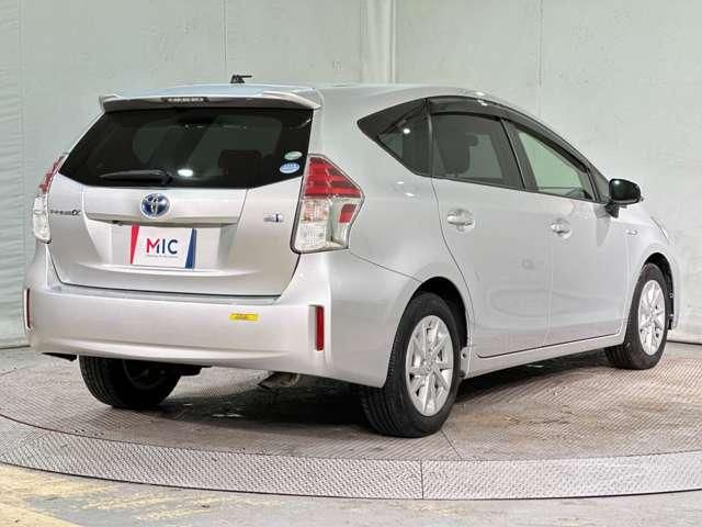 TOYOTA PRIUS ALPHA 2015 Image 31