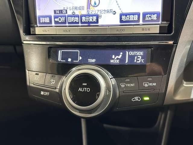 TOYOTA PRIUS ALPHA 2015 Image 31