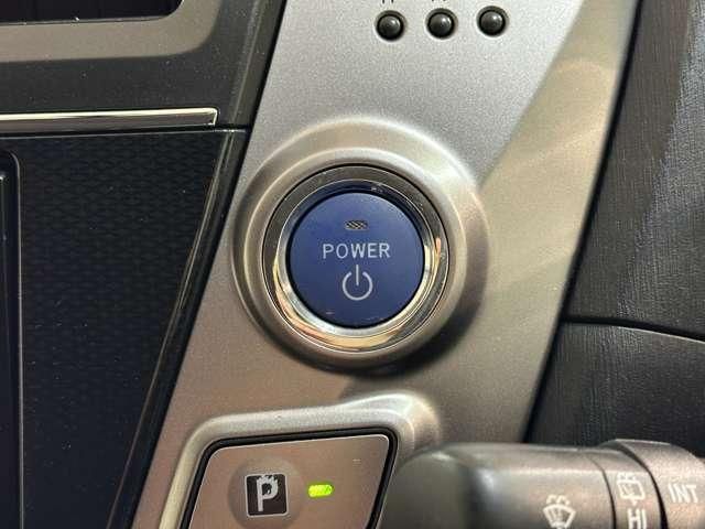 TOYOTA PRIUS ALPHA 2015 Image 31