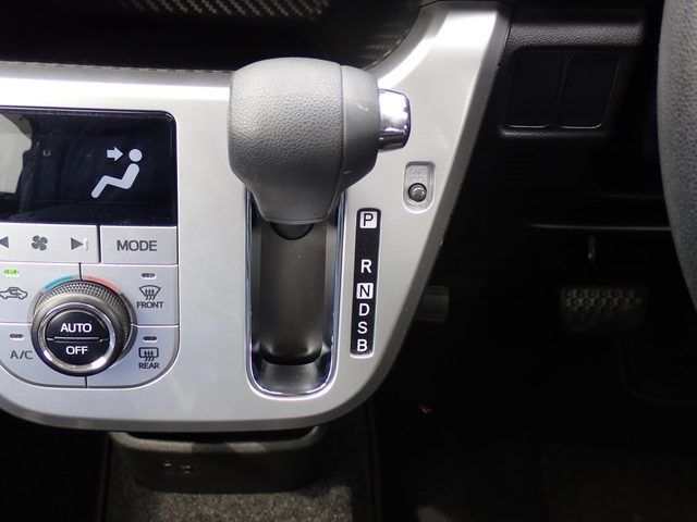 DAIHATSU CAST ACTIVA 2018 Image 31