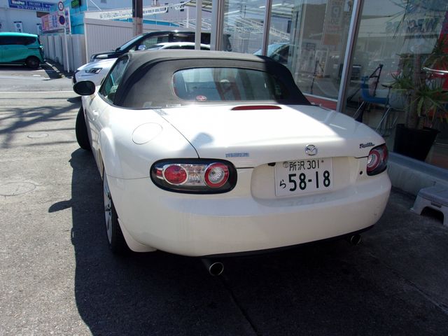 MAZDA ROADSTER 2006 Image 31