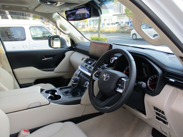 TOYOTA LANDCRUISER WAGON 2023 Image 31