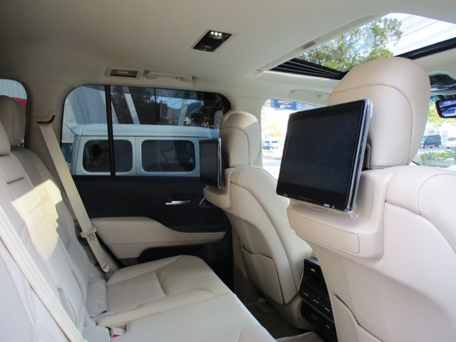 TOYOTA LANDCRUISER WAGON 2023 Image 31