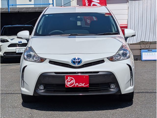 TOYOTA PRIUS ALPHA 2017 Image 31