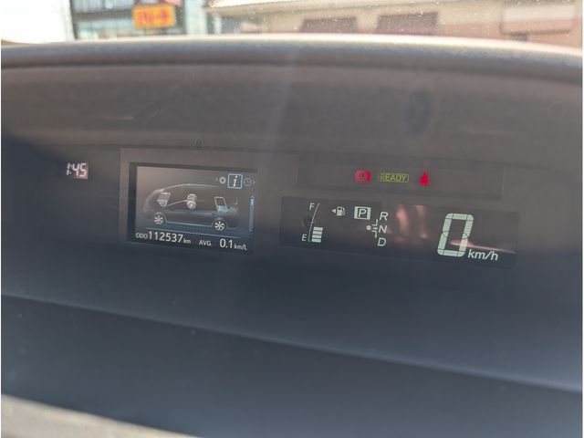 TOYOTA PRIUS ALPHA 2017 Image 31