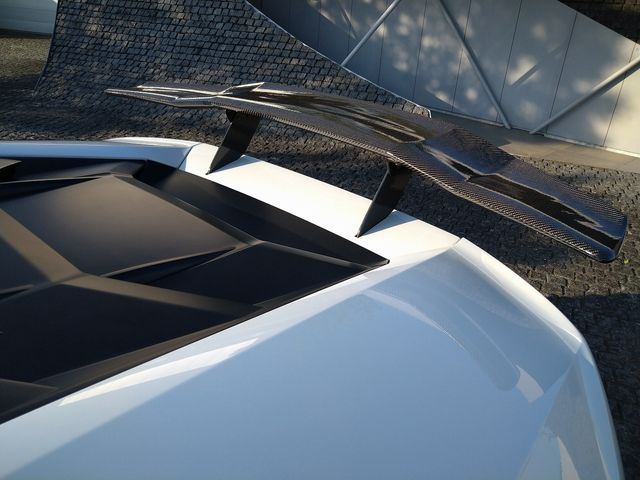 LAMBORGHINI HURACAN 2015 Image 31