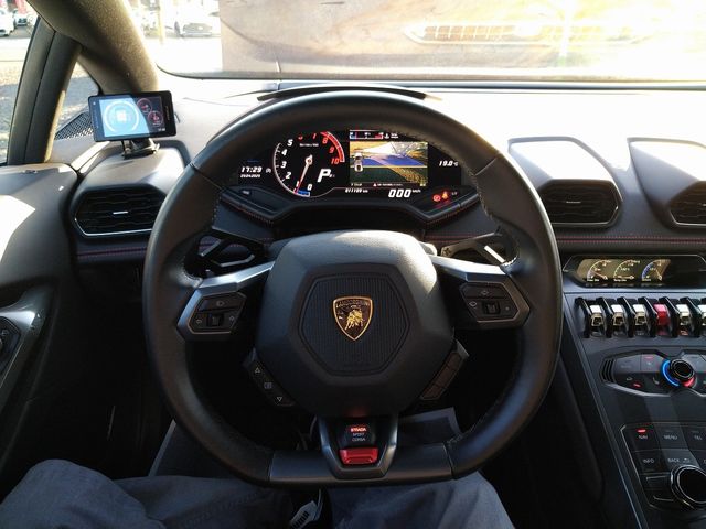 LAMBORGHINI HURACAN 2015 Image 31