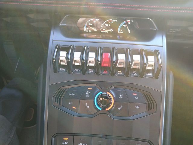 LAMBORGHINI HURACAN 2015 Image 31