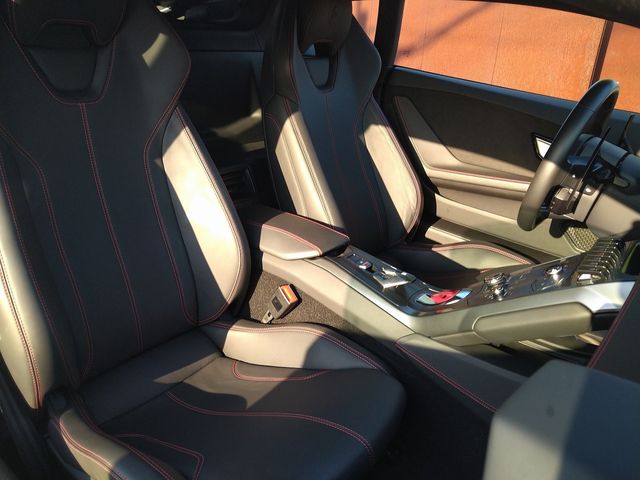 LAMBORGHINI HURACAN 2015 Image 31