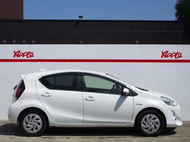 TOYOTA AQUA 2016 Image 31