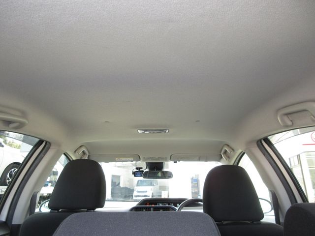 TOYOTA AQUA 2016 Image 31