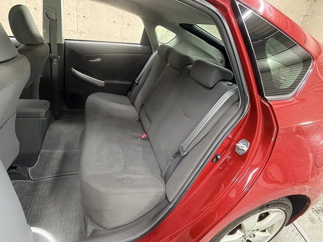 TOYOTA PRIUS 2011 Image 31