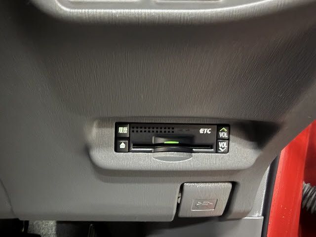 TOYOTA PRIUS 2011 Image 31