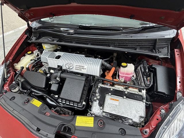 TOYOTA PRIUS 2011 Image 31