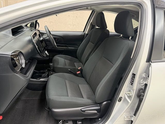 TOYOTA AQUA 2018 Image 31