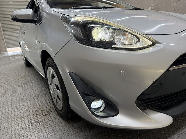 TOYOTA AQUA 2018 Image 31