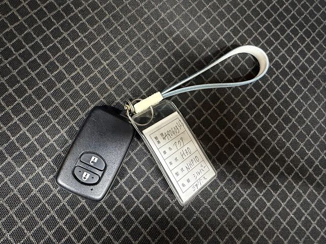 TOYOTA AQUA 2018 Image 31