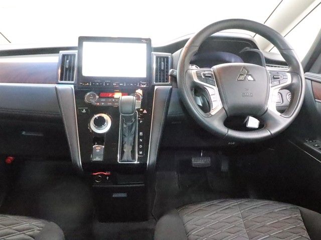 MITSUBISHI DELICA D:5 4WD 2019 Image 31