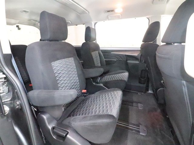 MITSUBISHI DELICA D:5 4WD 2019 Image 31