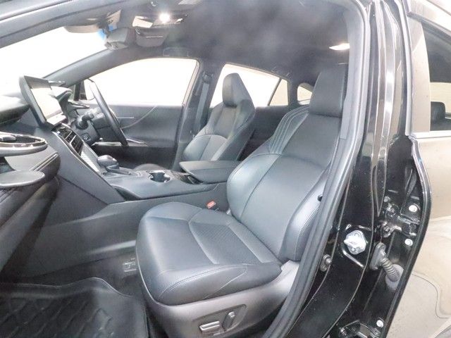 TOYOTA HARRIER 2WD 2021 Image 31