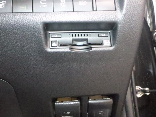 TOYOTA HARRIER 2WD 2021 Image 31