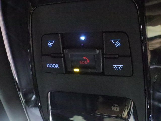 TOYOTA HARRIER 2WD 2021 Image 31