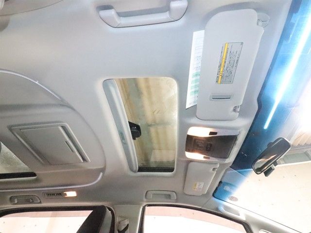 TOYOTA VELLFIRE 2017 Image 31