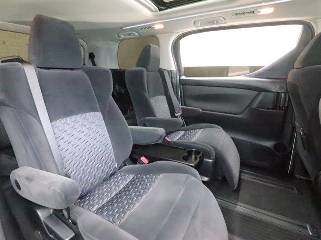 TOYOTA VELLFIRE 2017 Image 31