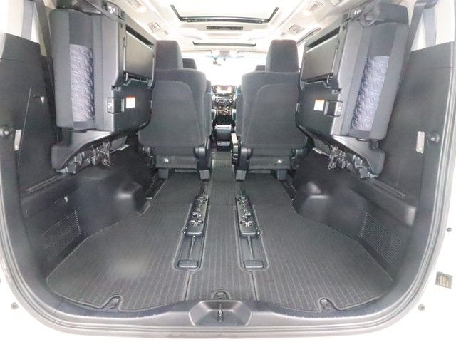 TOYOTA VELLFIRE 2017 Image 31