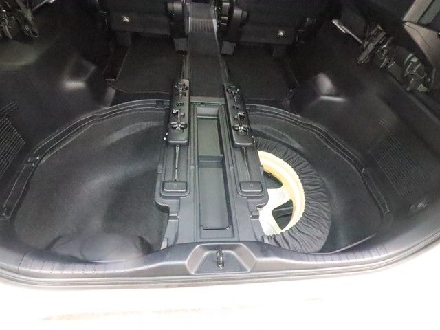 TOYOTA VELLFIRE 2017 Image 31