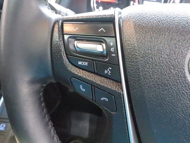 TOYOTA VELLFIRE 2017 Image 31