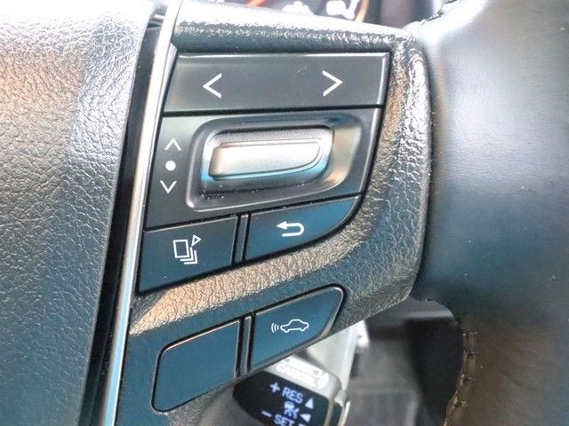 TOYOTA VELLFIRE 2017 Image 31