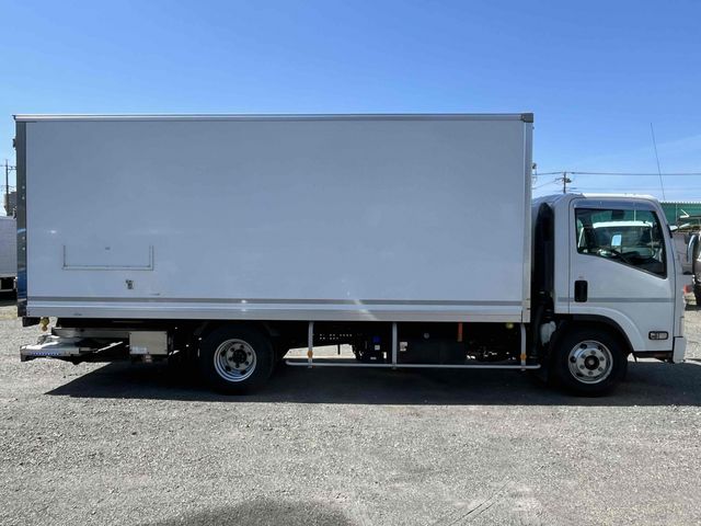 ISUZU ELF 2020 Image 31