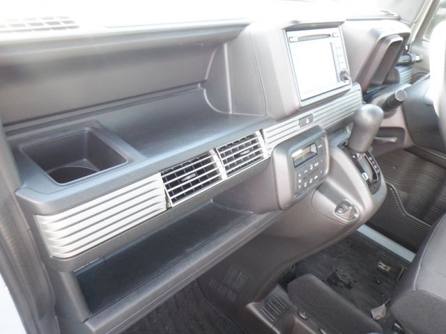 HONDA N-VAN+STYLE 2021 Image 31