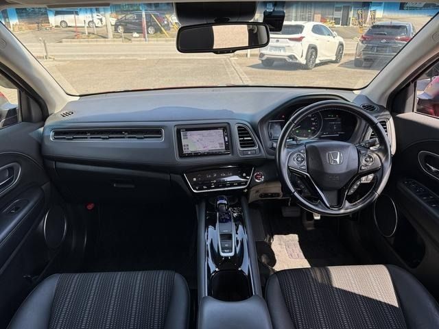 HONDA VEZEL HYBRID 2017 Image 31