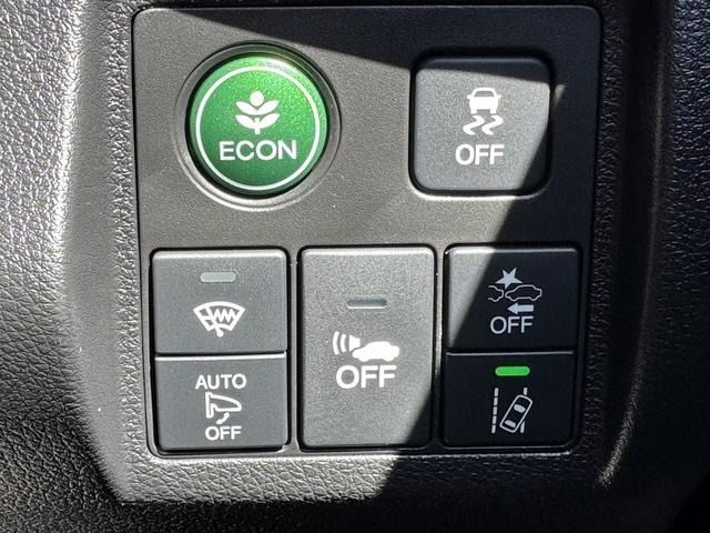 HONDA VEZEL HYBRID 2017 Image 31