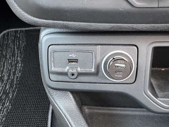 JEEP RENEGADE 2021 Image 31