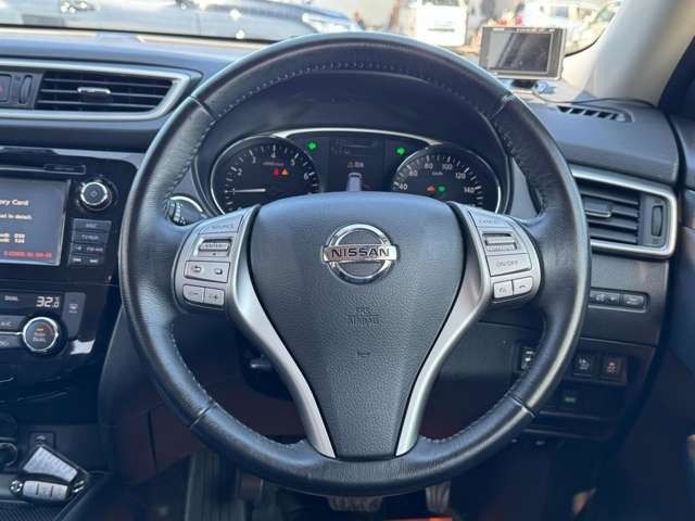 NISSAN X-TRAIL HYBRID 4WD 2015 Image 31