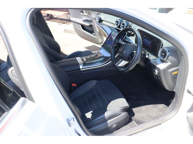MERCEDES BENZ C CLAS 2022 Image 31